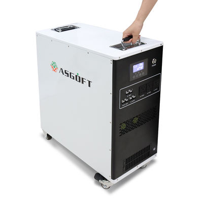 Tutti in uno stoccaggio portatile della batteria con 220Ah la batteria di tensione MPPT di capacità 25.6V con le ruote e la maniglia chiudibili a chiave